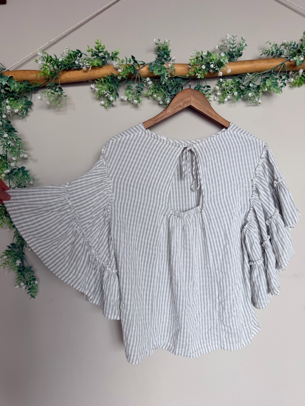 Gray Striped Ruffle Sleeve Flowy Top - Picture 7 of 7